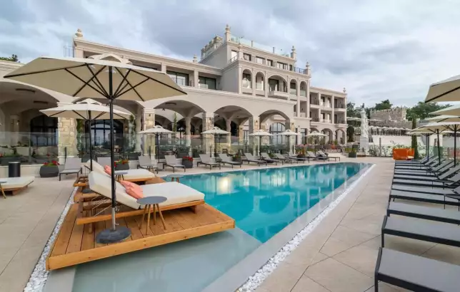 Вила Чинка by Astor Garden Hotel